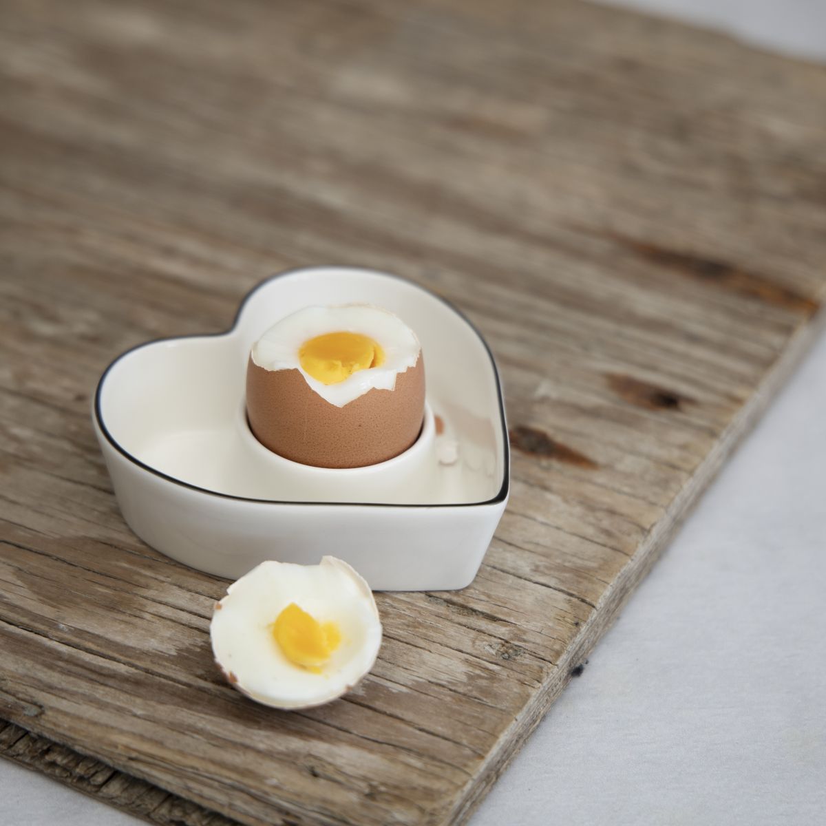 BASTION COLLECTIONS - Eierbecher in Herzform