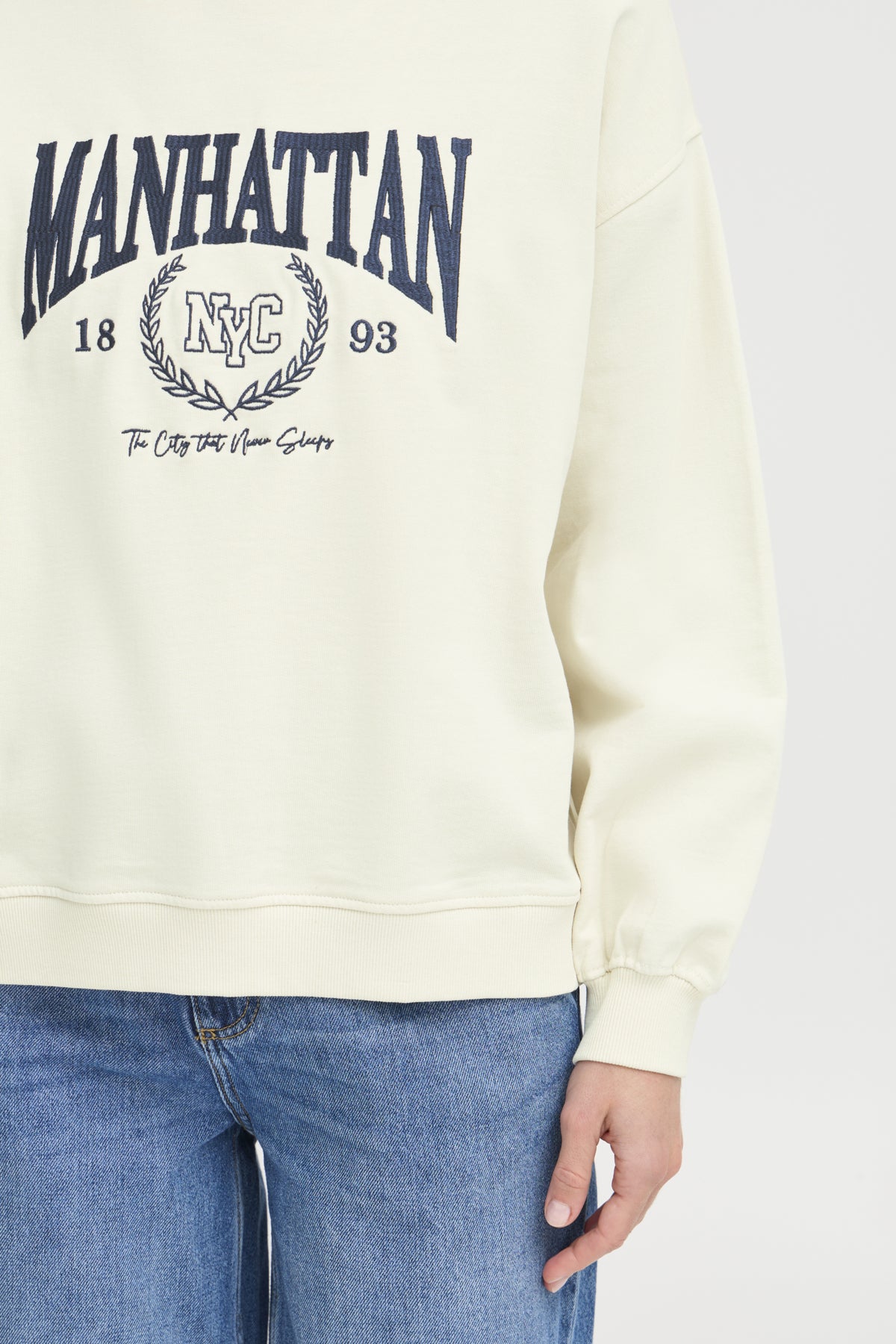 B.YOUNG - Sweatshirt ''Bysoma''