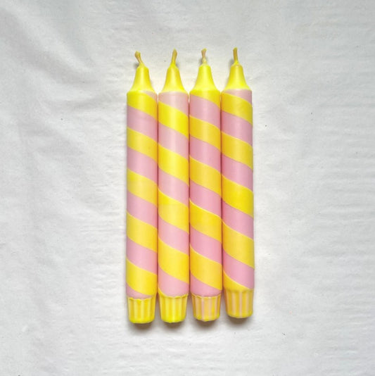 HEJ CANDLES - Kerze ''Swirl Yellow Pink''