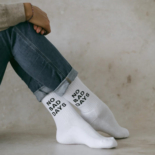 Eulenschnitt  soc-007-008 Socken ''No Bad Days''-1